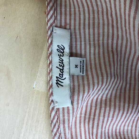 MADEWELL - WOMEN'S MEDIUM - RED & WHITE STRIPE SHORT SLEEVE V NECK COTTON TOP - Picture 7 of 8